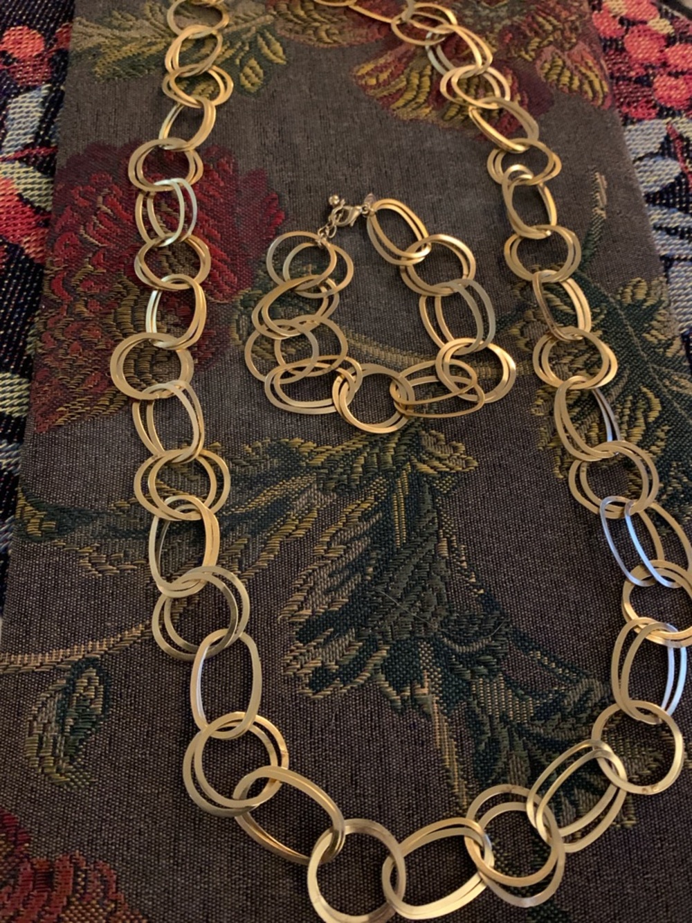 Premier Designs Gold Chain Necklace and Bracelet Set